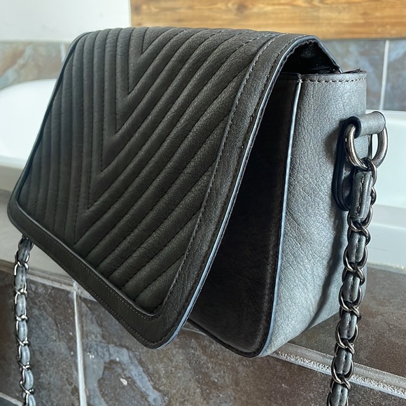 Jeane & Jax Luxury Vegan Purse - Picture 4 of 5